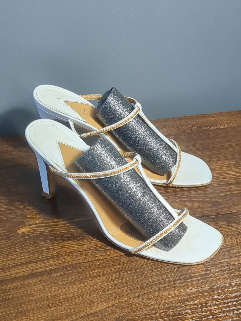Lauren Ralph Lauren White Leather Gold Chain T-Strap Heeled Sandals Mules 7M